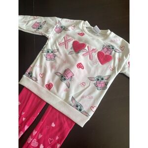 STAR WARS Mandalorian Girls Size 5T Baby Yoda Shirt & Pants Set New with Tags
